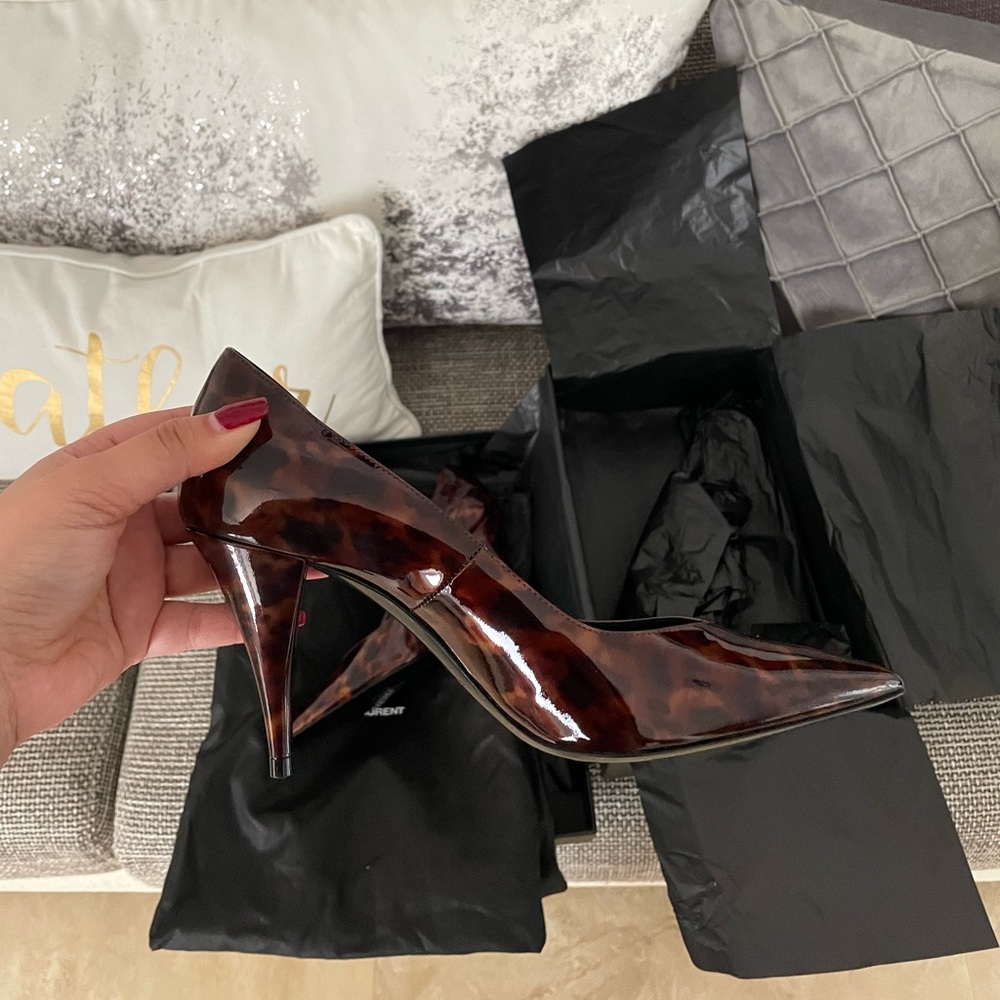 YSL pumps SOLD